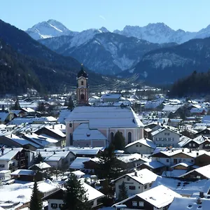 https://fewo-lebensfreude.com-bavaria.com