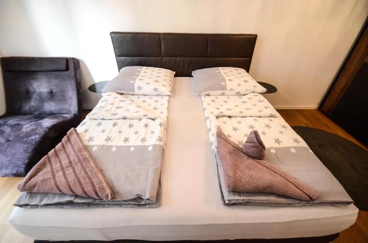 Appartamento Hochwertig Im Herzen Stuttgarts